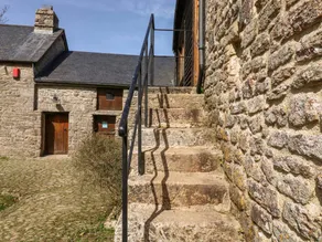 Cottage with garden | Pets are welcome - Image 2