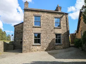 Family-oriented cottage with garden | Pet-friendly - Image 3
