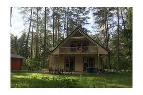 Holiday home with terrace - Image 3