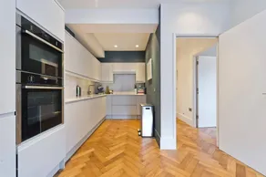 Elegant 2 bedroom flat - King s Cross - Image 3