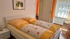 Family-oriented holiday apartment with terrace & barbecue | Next to the beach - Image 3