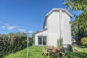 Fully equipped nice holiday home with garden | Garden view - Image 2