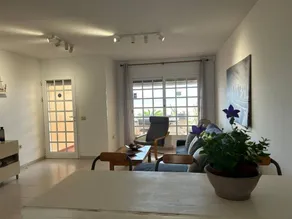Voll ausgestattetes Ferienhaus mit Grill, Garten und privatem Pool | Meerblick | Neben dem Strand - Image 2