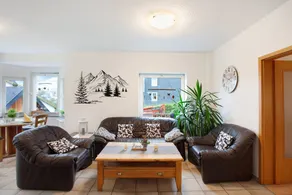 Holiday Apartment 'Kirsten's Hike N Bike' with Mountain View, Private Terrace and Wi-Fi - Image 5