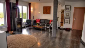 Apartment with terrace, BBQ & garden - Image 4