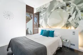 Room 'Esmeralda' with Mountain View, Wi-Fi and Air Conditioning - Image 3