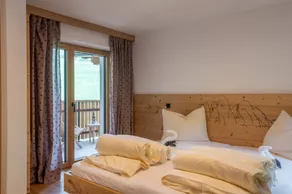 Children-friendly farm with garden & terrace | Mountain view | Suitable for remote work - Image 3