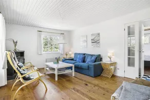 Holiday home with barbecue & terrace | Beach nearby | Pet-friendly - Image 2