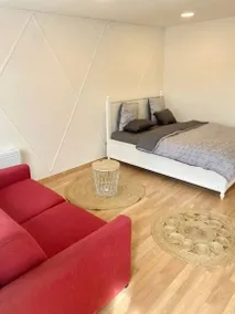 Holiday home with terrace - Image 5