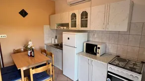 Holiday apartment with barbeque & terrace | Sea view | Dogs allowed - Image 4