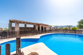 Ferienhaus mit Garten, Grill und Terrasse | Bergblick - Image 2