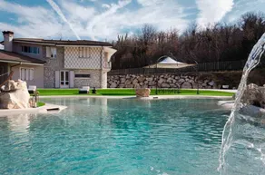 Spettacolare villa accogliente e familiare con griglia, idromassaggio e piscina privata | Vista sulla natura | Ammette cani - Image 5