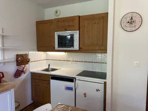 One-Bed Apartment near Morillon Slopes - Image 4
