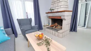 Fully equipped holiday home with barbecue & terrace | Sea view | Next to the beach - Image 5