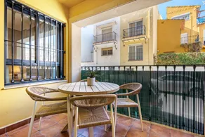 Appartement avec terrasse | Vue ville - Image 2