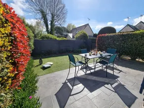 Children-friendly holiday home with terrace, pool & barbecue | Garden view | Beach nearby | Pets allowed - Image 5
