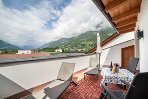 Flat with terrace & garden | Mountain view - Image 2