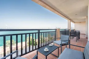 Children-friendly holiday apartment with pool | Beach view | Close to the beach | Good for workation - Image 2