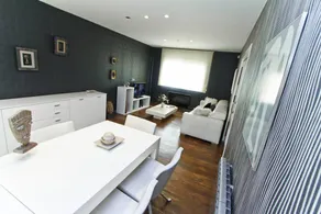 Fully equipped ample house with private pool, garden & terrace - Image 3