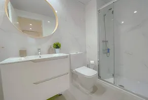 Apartment with terrace & pool | Pool view - Image 4