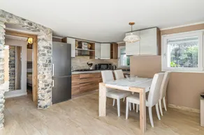 Charmant appartement avec jardin - Image 3