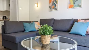 Apartamento con terraza | Vistas al agua - Image 3