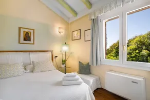 Family-oriented beautiful private room with garden | Garden view | Pet-friendly - Image 3