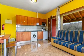 Chalet 'Les Cuartes 2' with Mountain Views, Private Terrace and Private Garden - Image 3