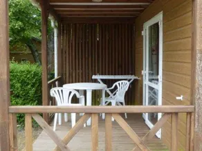 Chalet with pool - Image 2