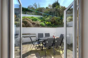 Child-friendly nice cottage with garden | Beach view | Beach nearby | Dogs allowed - Image 3