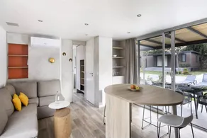 Mobile home with terrace - Image 2