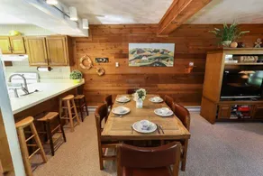 Appartement en copropriété avec piscine - Image 4