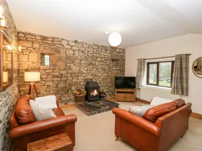 Cottage with garden - Image 3