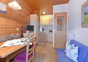 Appartamento accogliente e familiare con giardino, idromassaggio e terrazza | Vista sulla montagna | Ideale per lavorare da remoto - Image 2