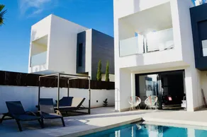 Villa with private pool & barbecue | Sea view - Image 2