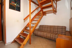 Flat with terrace, garden & barbecue - Image 2
