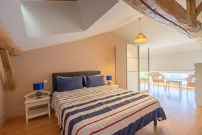 Holiday Home 'Chèvrefeuille' with Shared Pool, Private Terrace and Wi-Fi - Image 5