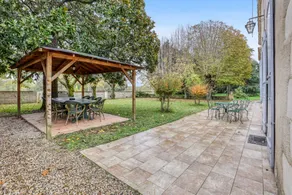 House with barbeque, terrace & garden - Image 2