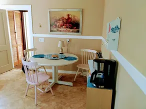 Homestay in a Safe, lovely town (Private room on its own floor.) - Image 5