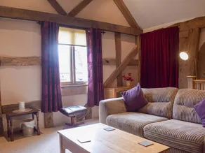 Cottage with garden - Image 4