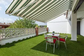 Nice flat with fast internet, garden & terrace | Mountain view | Suitable for remote work - Image 2