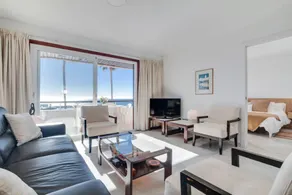 Familienorientierte gemütliche Ferienwohnung mit Pool, Terrasse und schnellem Internet | Meerblick | Nah am Strand - Image 3