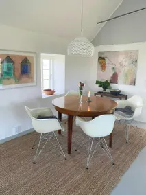 Family-friendly pleasant holiday home with garden | Next to the beach | Perfect for remote work - Image 3