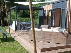 Tent with heated pool & hot tub - Image 5