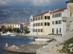 Holiday apartment with terrace - Image 2