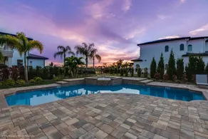 Grande villa conviviale et familiale avec barbecue, piscine privée et jacuzzi - Image 3
