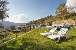 Meraviglioso appartamento adatto alle famiglie con barbecue, terrazza e piscina privata | Vista sul giardino | Perfetto per il lavoro da remoto - Image 3