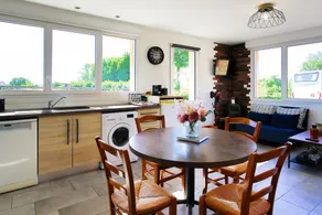 Holiday Home "Le Jardin" with Private Terrace and Wi-Fi - Image 2