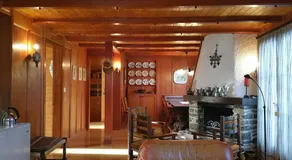 Maisonnette n° 19, chalet next to the playground - Image 3