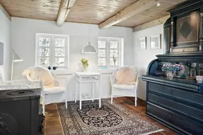 Restored farmhouse near Kattegat with large garden - Image 5